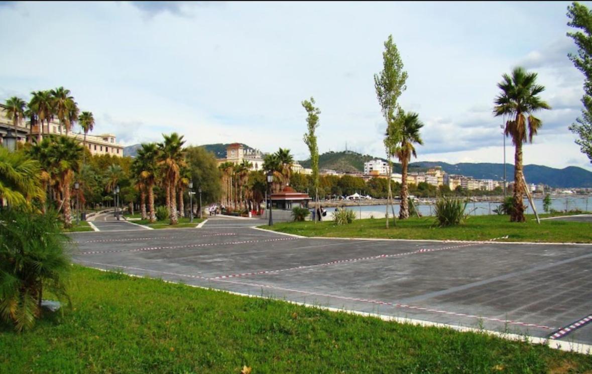 Апартаменты Salerno Mare E Luci Deluxe Экстерьер фото